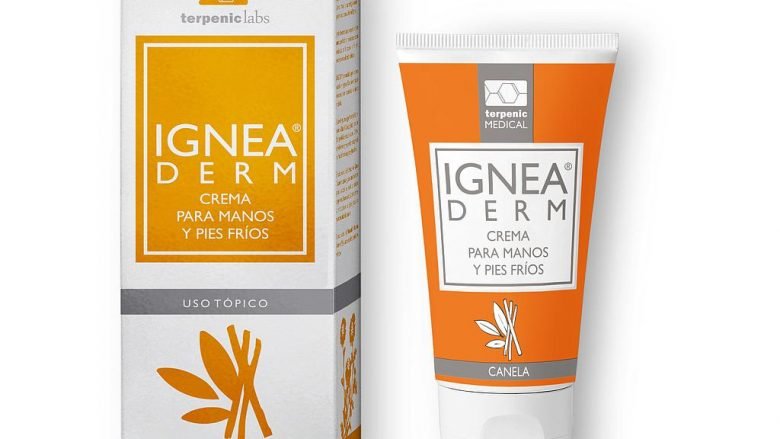 gneaderm previene y alivia las molestias producidas en zonas acras (manos, pies, orejas y nariz), como consecuencia de bajas temperaturas. Además mejora la sintomatología asociada a problemas circulatorios y síndrome de Raynaud. Ayuda a la recuperación de la temperatura de forma natural, previniendo las manifestaciones cutáneas relacionadas con la exposición al frío como entumecimiento, palidez, ardor o sabañones. Modo de empleo Aplicar la cantidad necesaria de Igneaderm hasta que se haya absorbido totalmente. En caso de exposición al frío, aplicar el producto previamente y proteger las zonas expuestas con ropa adecuada. Composición Oleato de Caléndula Calendula officinalis Aceite Vegetal de Aguacate Persea gratissima Aceite Esencial de Perejil Petroselinum sativum Aceite Esencial de Manzanilla Romana Anthemis nobilis Aceite Esencial de Corteza de Canela Cinnamomun zeylanicum Principios activos Igneaderm, es una crema formulada con activos 100% naturales, indicada en el cuidado, descongestión y recuperación de las zonas propensas a padecer trastornos circulatorios y grietas, por el efecto del frío o de la mala circulación. Muchas personas presentan las puntas de las extremidades (pies, manos y/o orejas) frías, pálidas e insensibles debido a trastornos circulatorios que dificultan el flujo sanguíneo en la zona, provocando una sensación de malestar.  Normalmente estos trastornos se acentúan con el frío debido a que los capilares de las extremidades, por donde circulan el oxígeno y los nutrientes, son pequeños y acusan de manera especial las bajas temperaturas. Los aceites esenciales puros de Cinaderm, confieren al producto acción vasodilatadora, calmante y antiinflamatoria, devolviendo de manera gradual el calor y la sensibilidad a las puntas de las manos, pies u otras zonas afectadas. Por un lado, el aceite esencial de corteza de canela (Cinnamomun zeylanicum), que contiene cinemaldehido, genera calor local y una vasodilatación a nivel periférico que nos permite incidir sobre los primeros momentos del vasoespasmo. El aceite esencial de manzanilla romana (Anthemis nobilis) confiere acción calmante y antiinflamatoria contra los síntomas de hinchazón, hormigueo y picor que se producen durante todo el proceso cianótico. Por otra parte, el aceite vegetal de aguacate (Persea gratissima) y el oleato de caléndula (Calendula officinalis) hidratan, regeneran y protegen la piel expuesta a las bajas temperaturas, previniendo la aparición de los sabañones y promoviendo su mejoría.