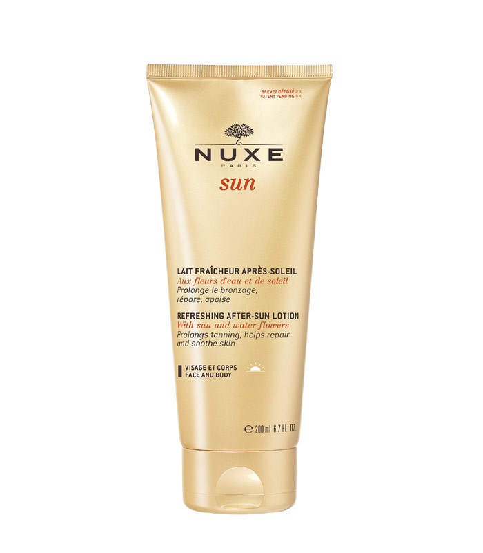 Aftersun prolongador del bronceado, de Nuxe Leche para después del sol que se puede aplicar tanto en el rostro como en el cuerpo y ayuda a aumentar la duración del bronceado.
