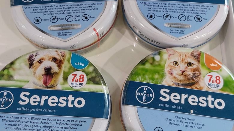 Las pulgas y garrapatas pueden ser tremendamente incómodas para tu perro. Son parásitos que se alimentan de su sangre y le producen picaduras que pueden ser dolorosas. Además, si están infectadas, pueden transmitirle enfermedades graves. Con Seresto® puedes evitarlo de forma fácil.Seresto® no es como la mayoría de los collares contra pulgas y garrapatas. Se ha desarrollado utilizando una novedosa combinación de materiales que posibilitan la liberación de los principios activos de una forma controlada, a dosis muy bajas