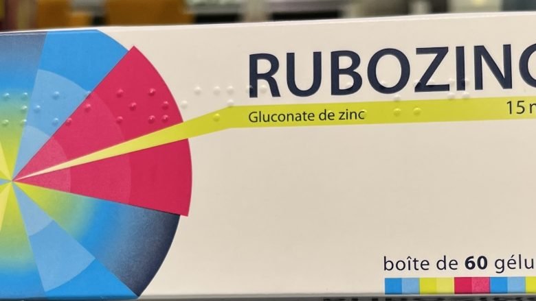 RUBOZINC Gélule 15 mg de Francia. EA Pharma Laboratoires des Granions. El óxido de zinc es un protector de la piel; tiene acción astringente moderada sobre la piel; actúa coagulando las proteínas.