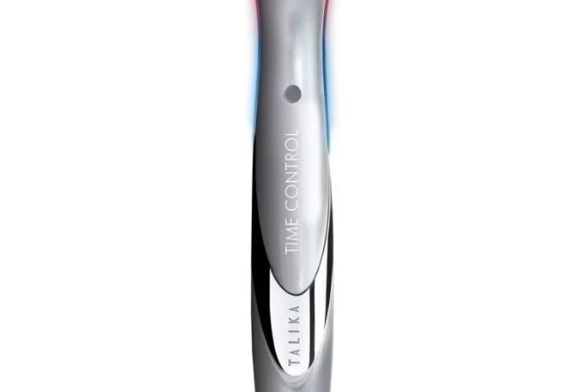 TALIKA Time Control es el primer dispositivo cosmético antienvejecimiento de Light Therapy adecuado para el contorno de ojos. #antiedad #contorno de ojos #terapia de luz