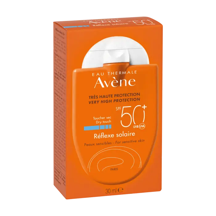 AVENE Reflexe Solaire SPF 50+. Protege. Muy alta protección solar, en formato de viaje, para pieles sensibles. Aplicar sobre el rostro y el cuello. Sistema de filtros patentado. Foto protector, antioxidante, resistente al agua.
