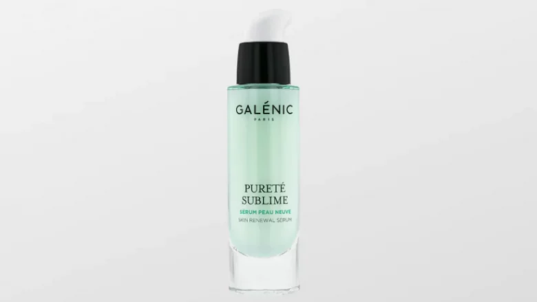 PURETÉ SUBLIME SÉRUM PIEL NUEVA Un sérum de acción rápida que mejora considerablemente la apariencia de la piel: previene la aparición de imperfecciones, elimina las células muertas, controla el exceso de sebo y afina los poros de la piel.