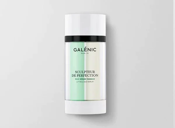 GALÉNIC DUO SÉRUM TENSOR. La potencia de un sérum verde ultra-tensor efecto stretch inmediato, reequilibrada por la suavidad del sérum marfil envolvente.