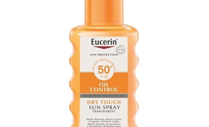 EUCERIN Sun Spray Transparente Sensitive Protect FPS 50. Protección solar corporal alta. Advanced Spectral Technology: protección frente a rayos UVA y UVB, y defensa ligera contra la luz HEVL