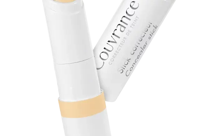 AVENE Couvrance Stick corrector Amarillo. Maquillaje - Unifica el tono de piel. Neutraliza de forma eficaz las imperfecciones cutáneas localizadas y camufla las manchas de tonos azulados.