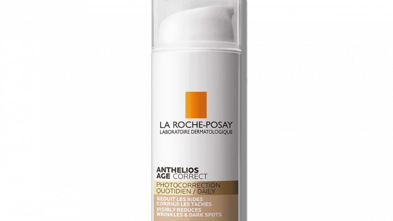 LA ROCHE POSAY FOTOCORRECCIÓN CON ÁCIDO HIALURÓNICO, NIACINAMIDA Y PHE RESORCINOL La nueva generación de foto protección diaria antiedad que protege y corrige los signos de la edad en 4 semanas.