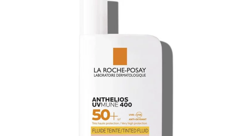 PIEL SENSIBLE MUY ALTA PROTECCIÓN. ULTRA RESISTENTE. ACABADO NATURAL. Anthelios UVMUNE 400 Fluido SPF50+ con color: con MEXORYL400, el filtro UV más eficaz contra los rayos UV más insidiosos: ULTRA-LARGOS