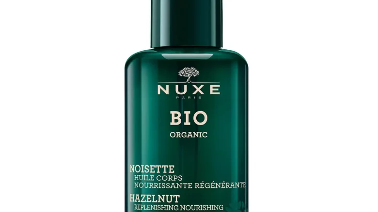 NUXE Aceite Corporal Nutritivo Regenerante, NUXE BIO 100 ml. Nutre intensamente para regenerar y suavizar las pieles secas. Pieles secas. 100 % de ingredientes de origen natural. 96 % de ingredientes procedentes de la agricultura ecológica