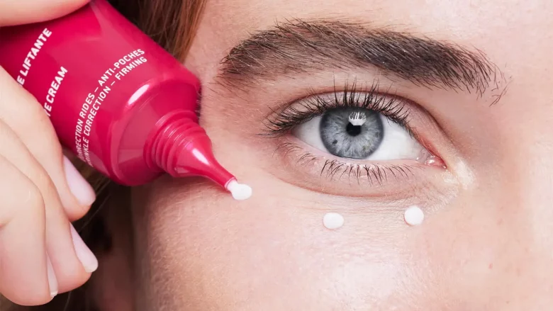 NUXE Crema Reafirmante Contorno de Ojos, Merveillance Lift 15 ml. Contorno de ojos reafirmante - corrección arrugas, anti-bolsas. 97 % de ingredientes de origen natural