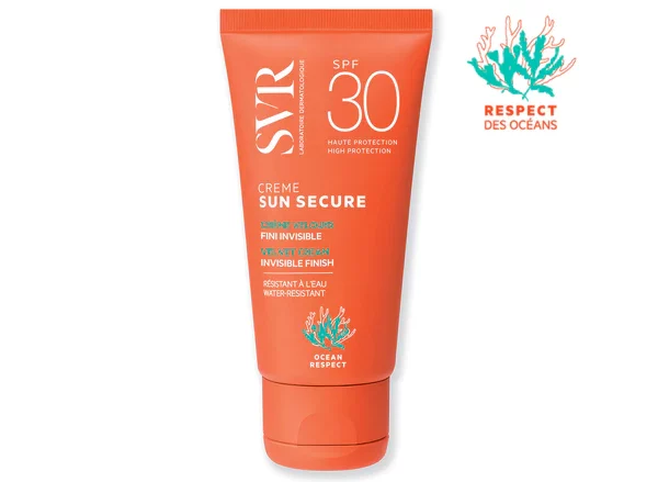 SUN SECURE Crème SPF30. Crème solaire velours fini invisible SPF30 offre une haute protection dermatologique dans une crème confort au fini invisible et au toucher non gras.
