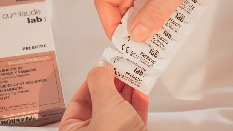UMLAUDE LAB Lavado Vaginal CLX. Inflamaciones y Molestias. Solución para la higiene íntima femenina que ayuda a prevenir los estados inflamatorios vaginales. GINECOLÓGICAMENTE TESTADO.