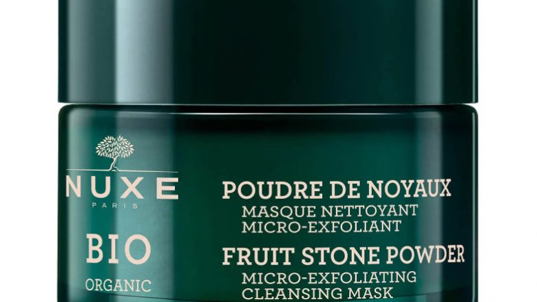 NUXE Mascarilla Limpiadora Micro-exfoliante, NUXE BIO 50 ml Exfolia, purifica, mejora la calidad de la piel. Todos los tipos de piel. 99 % de ingredientes de origen natural 17 % de ingredientes procedentes de la agricultura ecológica Esta mascarilla cremosa con fragancia vegetal ofrece un exfoliante facial bio* ideal con su doble exfoliación (Hueso de Albaricoque en polvo y Ácido Salicílico 100 % vegetal) para limpiar, purificar y afinar la textura de la piel, respetando a su vez el equilibrio cutáneo. *con certificación BIO.