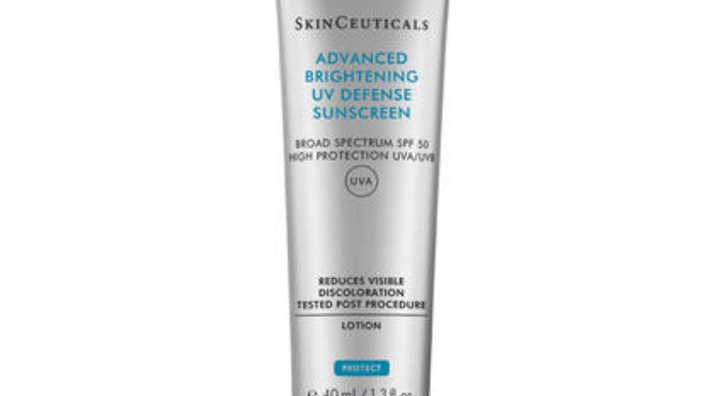 ADVANCED BRIGHTENING UV DEFENSE SUNSCREEN SPF 50