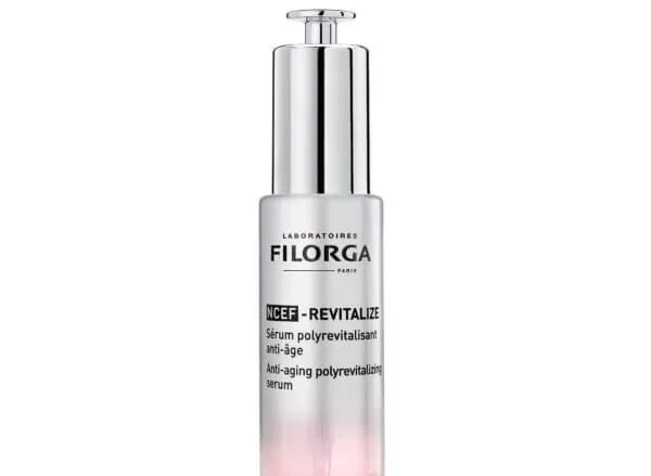 Comprar FILORGA en ANDORRA en GRAN FARMACIA ANDORRA ✨ Descubre la NCEF-REVITALIZE MASK de FILORGA, una mascarilla facial intensiva que ayuda a revitalizar y regenerar la piel en profundidad. Su fórmula con el complejo NCEF mejora la firmeza, luminosidad y textura del rostro, dejando la piel visiblemente más descansada, suave y rejuvenecida. Ideal para un cuidado rápido y eficaz que potencia los resultados de tu rutina diaria antiedad. Encuéntrala en La Gran Farmacia Andorra, la mejor parafarmacia de Andorra la Vella, situada en pleno centro comercial. 📲 WhatsApp: +376650050 (Escríbanos a este WhatsApp) EN EL ORIGEN DE FILORGA, UN MÉDICO ESTÉTICO APASIONADO. 1978. La historia comienza con el Dr. Michel Tordjman, médico estético francés apasionado por la biología celular. Tras años de investigación sobre el envejecimiento cutáneo, Michel Tordjman creó una solución inyectable polirrevitalizante única que actúa sobre los parámetros clave de la calidad de la piel. De este descubrimiento nacen los Laboratorios FILORGA y una exclusiva gama de productos cosméticos antiedad. #granfarmacia #ganrafarmaciaandorra #FILORGA #andorralavella #NCEFREVITALIZEMASK