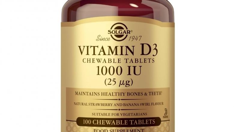 SOLGAR – VITAMINA D3 1000 IU (25 µg) – 100 cápsulas es un complemento diseñado para aportar vitamina D de forma eficaz y de fácil absorción. Comprar SOLGAR en GRAN FARMACIA ANDORRA es elegir suplementos de alta calidad que apoyan la salud ósea, muscular e inmunológica. SOLGAR – VITAMINA D3 1000 IU (25 µg) – 100 cápsulas es un complemento diseñado para aportar vitamina D de forma eficaz y de fácil absorción. La vitamina D3 contribuye al mantenimiento de huesos y dientes fuertes, favoreciendo la correcta absorción de calcio y fósforo. Apoya el funcionamiento normal del sistema inmunológico, ayudando a proteger el organismo frente a infecciones. Contribuye al mantenimiento de la función muscular y al bienestar general, favoreciendo la energía y vitalidad diaria. Su formato en cápsulas permite una ingesta cómoda y precisa, ideal para la suplementación diaria. Un suplemento confiable para mantener huesos, músculos e inmunidad en equilibrio, disponible en GRAN FARMACIA ANDORRA. #granfarmaciaandorra #solgar #mejorespreciosAndorra #parafarmaciaAndorra #VitaminaD31000IU