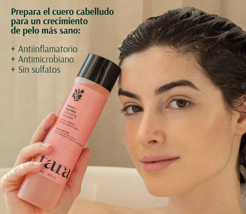 PRODUCTES DE PROTECCIÓ CAPIL·LAR DE TARA FÓRMULA Tara Formula és una marca especialitzada en cura capil·lar d’alta eficàcia, amb una filosofia scalp-first: tractar primer el cuir cabellut per millorar la salut dels cabells des de l’arrel. Les seves fórmules combinen extractes botànics potents i actius biotecnològics com: Ajo negre ABG10+: antioxidant 10 vegades més potent, reforça l’arrel i revitalitza. Ceramida NP: segella puntes, blinda hidratació i repara la fibra. Complex multivitamínic (A, C, E, B5, H): millora la salut del cuir cabellut i estimula el creixement. Extracte de dàtil: redueix la ruptura fins a un 50% i aporta humitat. La marca ofereix: Xampús (volum, detox, densitat, nutrició) Acondicionadors (hidratants, nutritius, regeneradors) Màscares reparadores Sèrums per al cuir cabellut (anticaiguda, calmants, densificadors) Rutines completes per a problemes específics (anticaiguda, volum, reparació) Tots els productes són sense sulfats, silicones, parabens, olis minerals, cruelty-free i dermatològicament testats.
