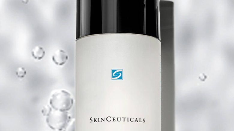Comprar SkinCeuticals Equalizing Toner en Gran Farmacia Andorra ayuda a refrescar y suavizar la textura de la piel eliminando el exceso de residuos. Equalizing Toner es un tónico exfoliante específico que ayuda a refrescar y restaurar la piel, al mismo tiempo que elimina el exceso de residuos. Este Equalizing Toner del pH combina ácidos hidroxílicos para exfoliar suavemente las células muertas de la piel, con extractos botánicos de hamamelis, romero, áloe y manzanilla para suavizar, calmar y tonificar la piel.