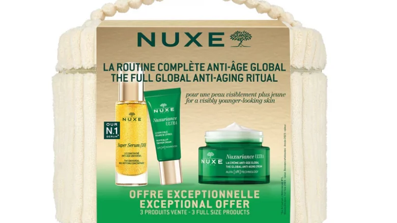 Descubre la rutina completa antiedad global, con Super Serum de NUXE [10] en Gran Farmacia Andorra que multiplica la eficacia de la crema Antiedad Global Nuxuriance Ultra Alfa [3R]. El neceser contiene: - Super Serum [10] 30ml: Corrección antiedad intensiva para una piel que funciona como si fuese [10] años más joven*. - Nuxuriance Ultra Alfa [3R] La Crema Antiedad Global 50 ml: Revitaliza y reafirma la piel, alisa las arrugas. - Nuxuriance Ultra Alfa [3R] El Tratamiento Específico para Contorno de Ojos y Labios 15 ml: Reduce las líneas de expresión, incluso las marcadas, para un contorno de ojos y de los labios alisado, como destensado.