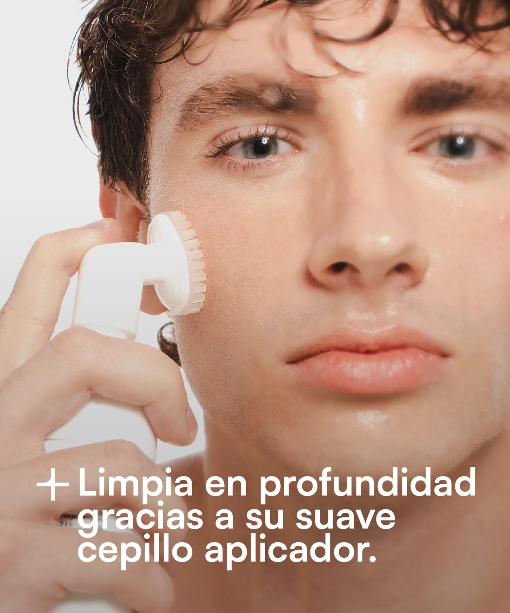 COMPRAR LIMPIADOR ESPUMANTE de GEMA HERRERÍAS en GRAN FARMACIA ANDORRA Syndet complejo aminoácidos.
En stock 150ml

Espuma limpiadora facial de uso diario con un suave aplicador para una limpieza en profundidad.

Formulada con un complejo de aminoácidos en proporción similar a la de la función barrera, incluyendo lisina, histidina, arginina, treonina, serina, prolina, glicina, alanina, valina, isoleucina, leucina, tirosina, fenilalanina, ácido aspártico y ácido glutámico. Enriquecida con isosorbida.

Indicada para todos los códigos Piel®.

Limpia en profundidad gracias a su suave cepillo aplicador, respetando la integridad de la función barrera.